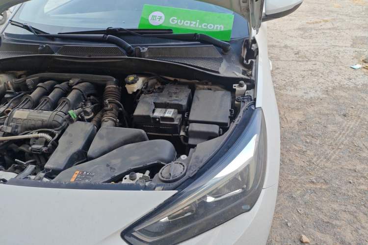 Used Buick Excelle 2020 15N CVT Elite Edition Engine Bay Left
