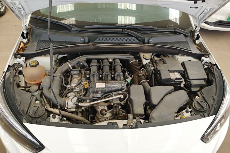 Used Buick Excelle 2020 15N CVT Elite Edition Engine Bay