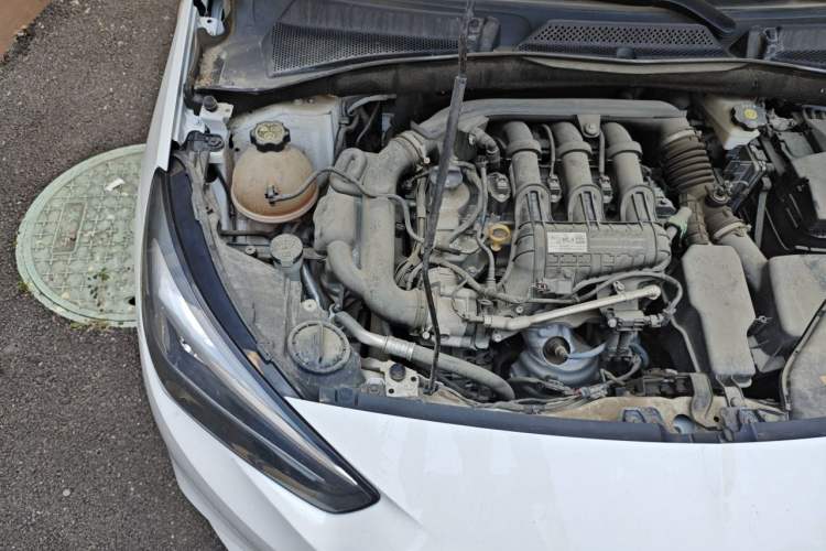 Used Buick Excelle 2020 15N CVT Elite Edition Engine Bay Right