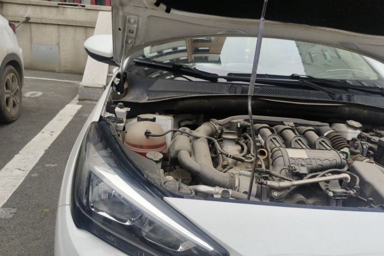 Used Buick Excelle 2020 15N CVT Elite Edition Engine Bay Right