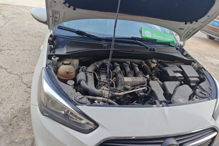 Used Buick Excelle 2020 15N CVT Elite Edition Engine Bay Right