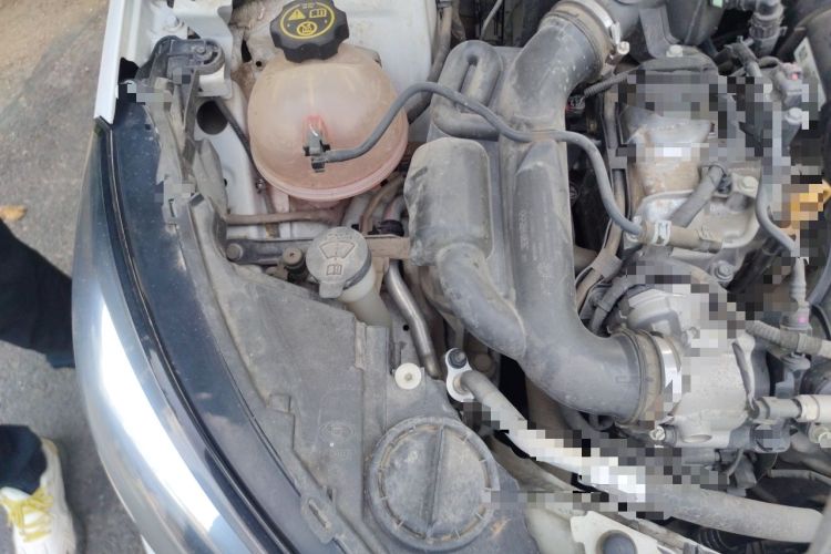 Used Buick Excelle 2020 15N CVT Luxury Version Engine Bay Right
