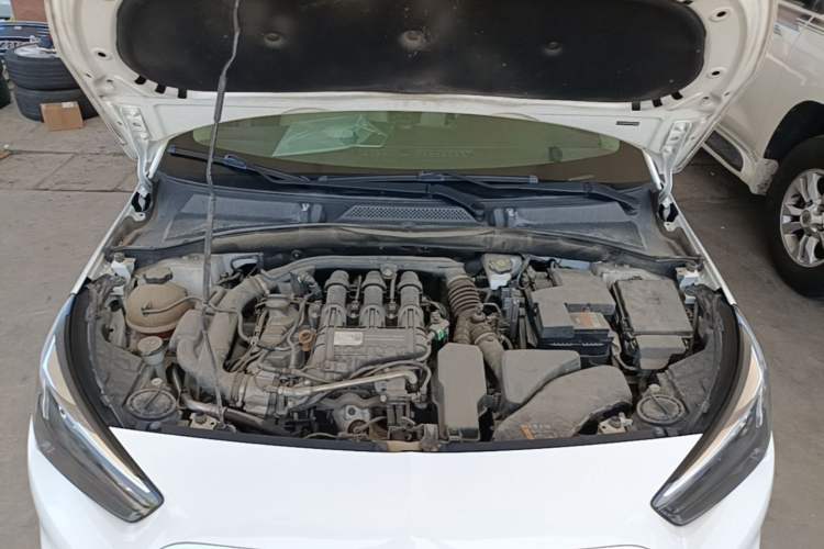 Used Buick Excelle 2020 15N CVT Elite Edition Engine Bay