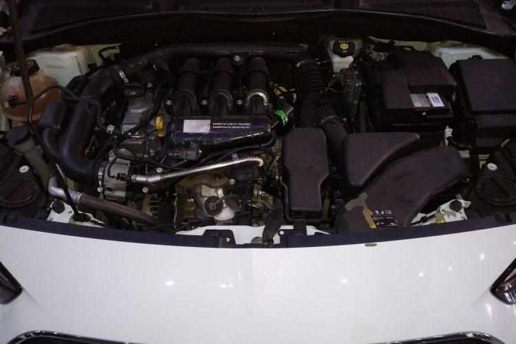 Used Buick Excelle 2020 15N CVT Elite Edition Engine Bay