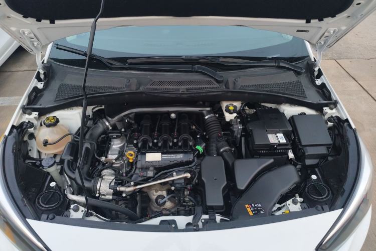 Used Buick Excelle 2020 15N CVT Elite Edition Engine Bay