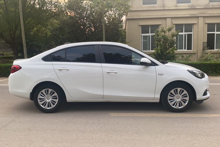 Used Buick Excelle 2020 15N Manual Elite Version Exterior 2