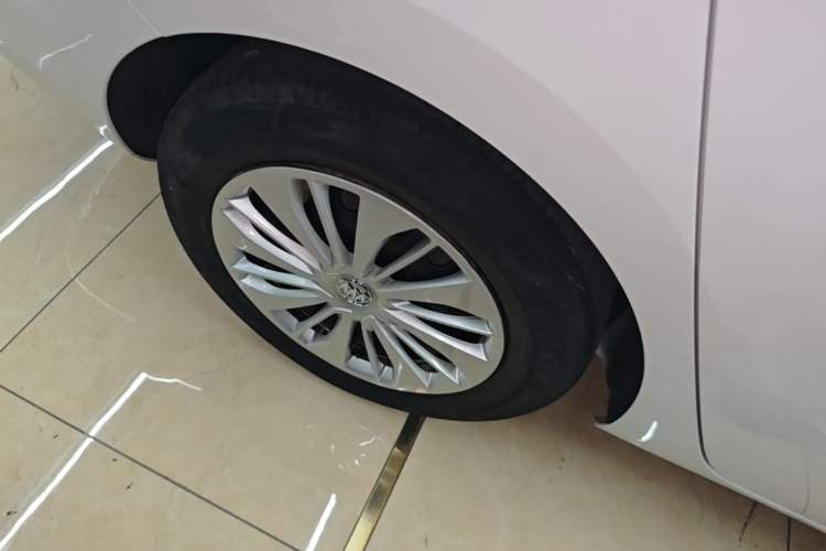 Used Buick Excelle 2020 15N CVT Elite Edition Exterior 5