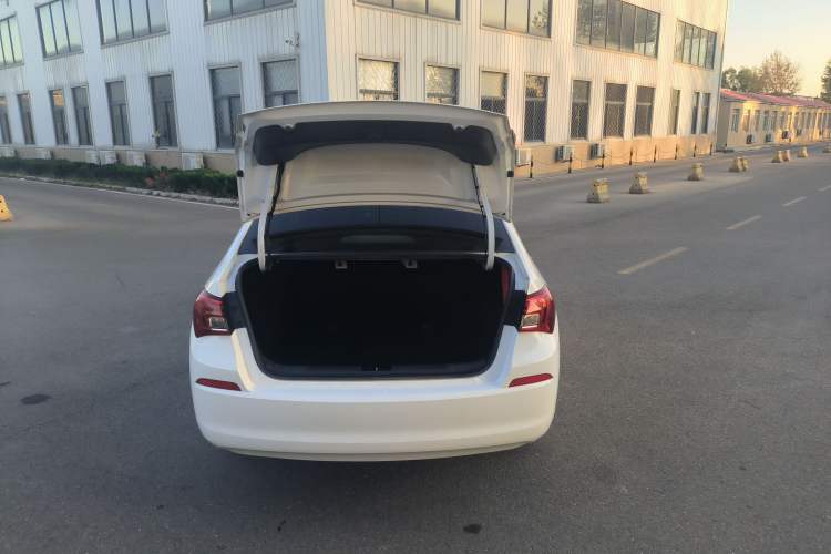 Used Buick Excelle 2020 15N CVT Elite Edition Exterior 5