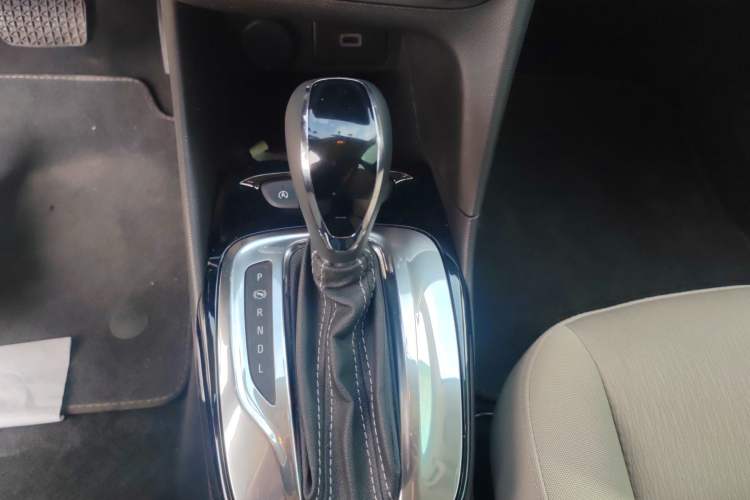 Used Buick Excelle 2020 15N CVT Elite Edition Gear Lever