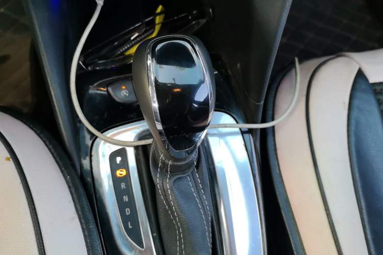 Used Buick Excelle 2020 15N CVT Elite Edition Gear Lever