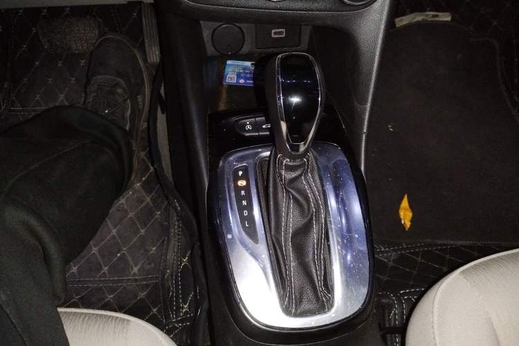 Used Buick Excelle 2020 15N CVT Elite Edition Gear Lever