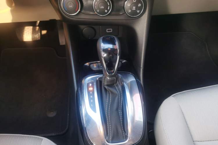 Used Buick Excelle 2020 15N CVT Elite Edition Gear Lever