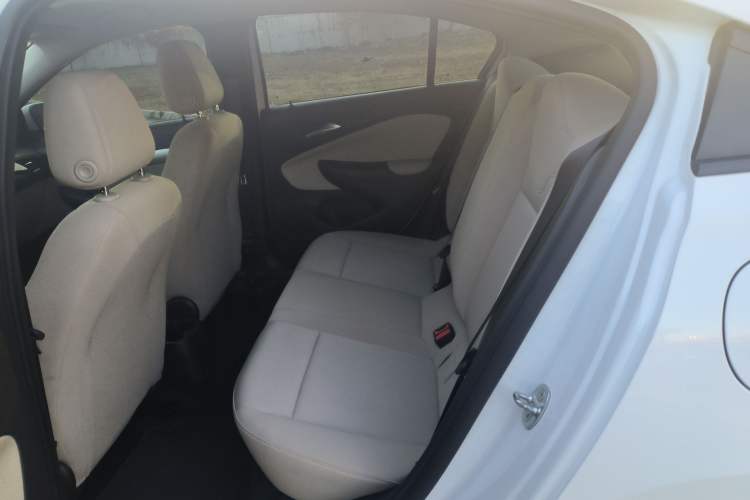 Used Buick Excelle 2020 15N CVT Elite Edition Interior 1