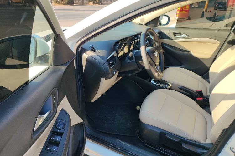 Used Buick Excelle 2020 15N CVT Elite Edition Interior 3