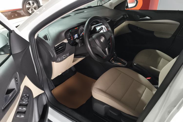 Used Buick Excelle 2020 15N CVT Elite Edition Interior 3