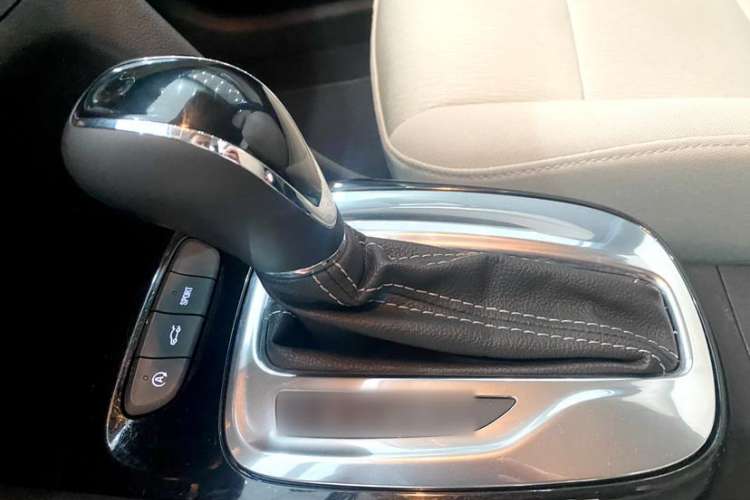 Used Buick Excelle 2020 15N CVT Elite Edition Interior 3