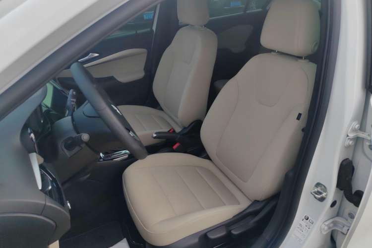 Used Buick Excelle 2020 15N CVT Elite Edition Interior 4