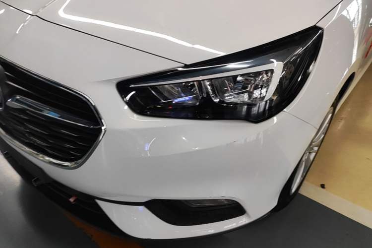 Used Buick Excelle 2020 15N CVT Elite Edition Left Front Headlight