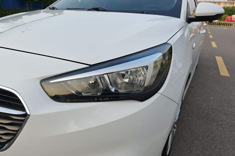 Used Buick Excelle 2020 15N CVT Elite Edition Left Front Headlight