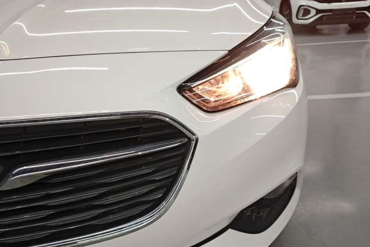 Used Buick Excelle 2020 15N CVT Elite Edition Left Front Headlight