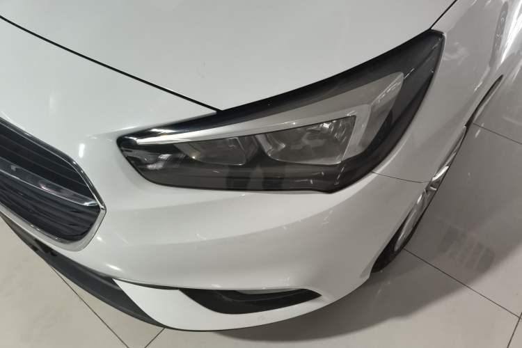 Used Buick Excelle 2020 15N CVT Elite Edition Left Front Headlight