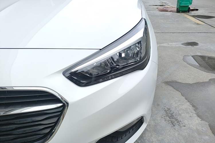 Used Buick Excelle 2020 15N CVT Elite Edition Left Front Headlight