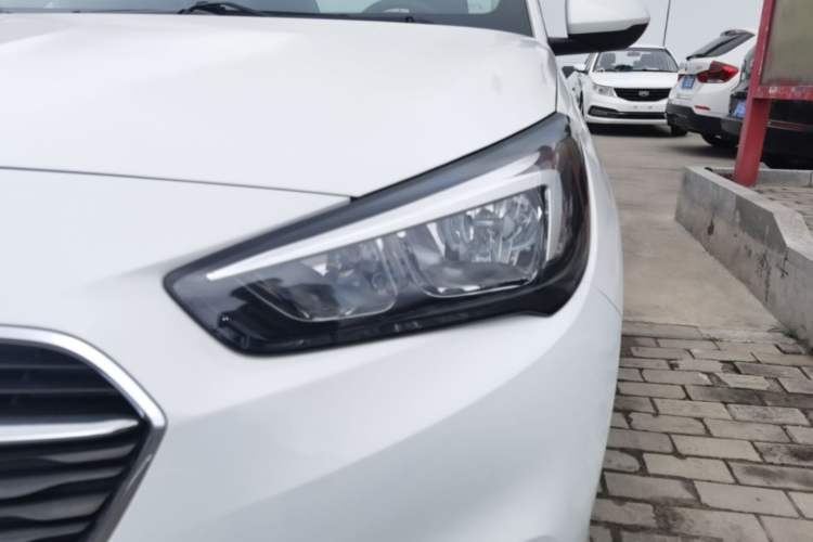 Used Buick Excelle 2020 15N CVT Elite Edition Left Front Headlight