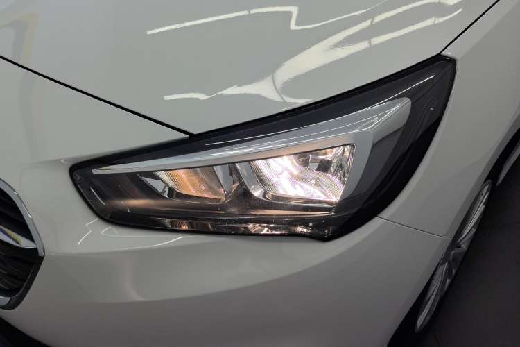 Used Buick Excelle 2020 15N CVT Elite Edition Left Front Headlight