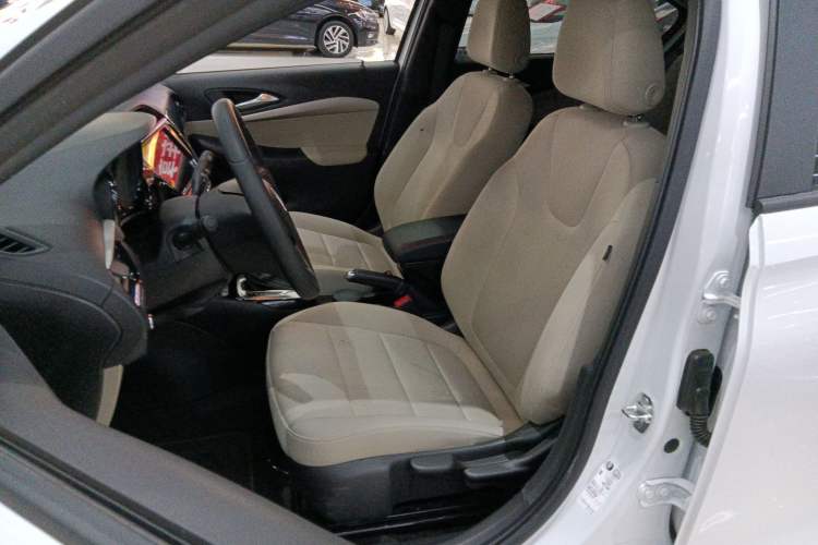 Used Buick Excelle 2020 15N CVT Elite Edition Left Front Seat