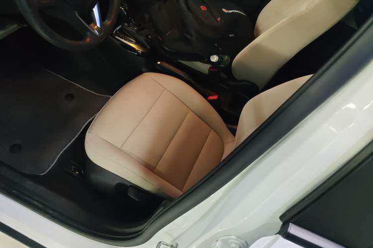Used Buick Excelle 2020 15N CVT Elite Edition Left Front Seat