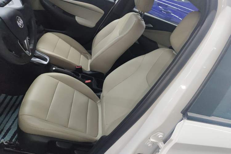 Used Buick Excelle 2020 15N CVT Elite Edition Left Front Seat
