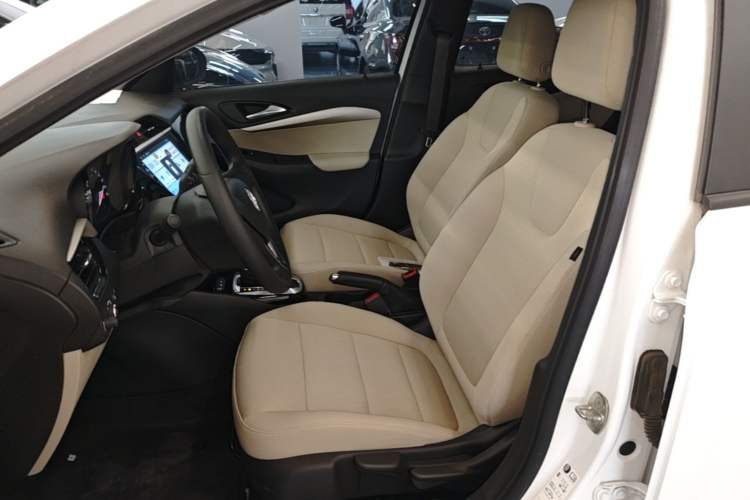 Used Buick Excelle 2020 15N CVT Elite Edition Left Front Seat