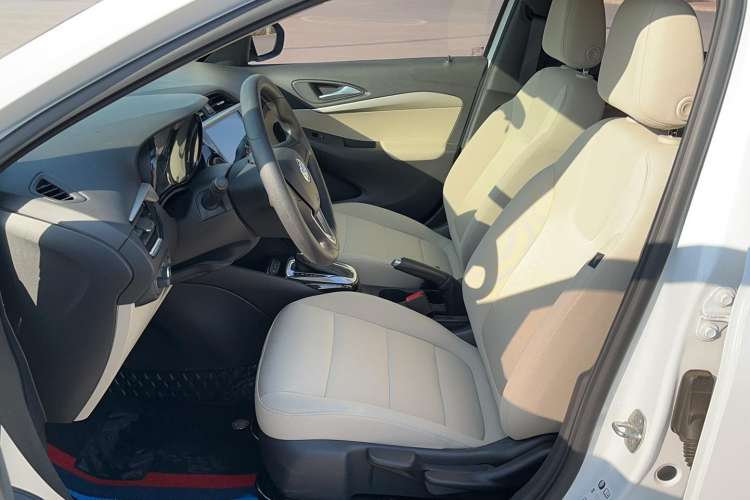 Used Buick Excelle 2020 15N CVT Elite Edition Left Front Seat