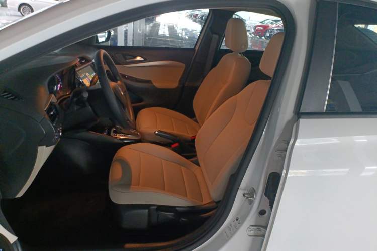 Used Buick Excelle 2020 15N CVT Elite Edition Left Front Seat