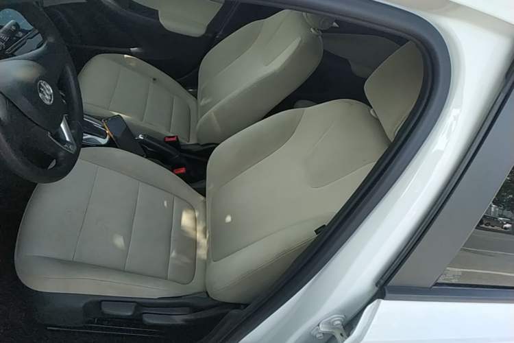 Used Buick Excelle 2020 15N CVT Elite Edition Left Front Seat