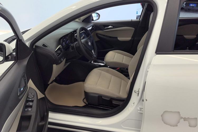 Used Buick Excelle 2020 15N CVT Elite Edition Left Front Seat