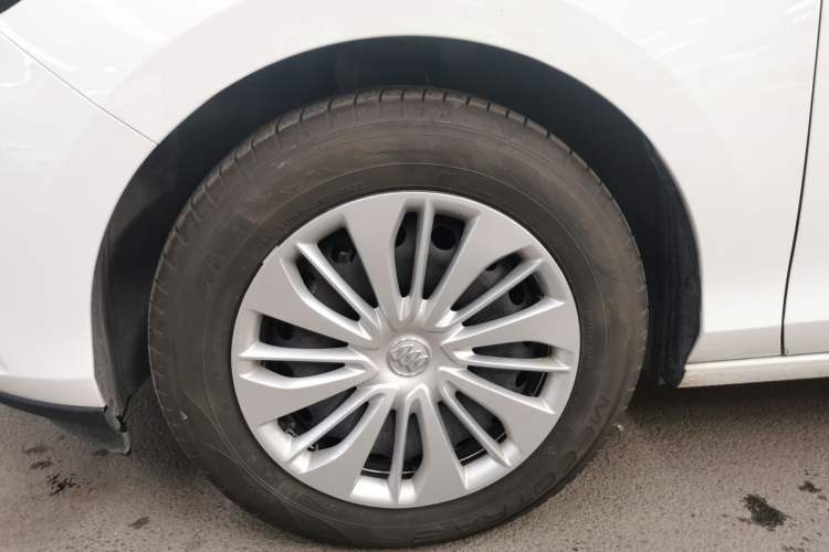 Used Buick Excelle 2020 15N CVT Elite Edition Left Front Wheel Hub