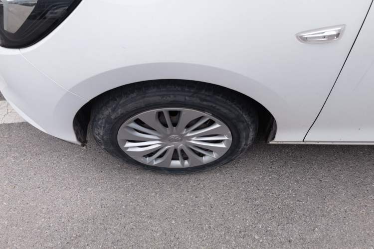 Used Buick Excelle 2020 15N CVT Elite Edition Left Front Wheel Hub