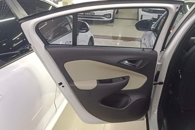 Used Buick Excelle 2020 15N CVT Elite Edition Left Rear Door Interior