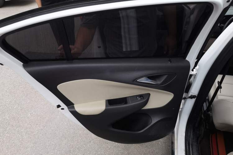 Used Buick Excelle 2020 15N CVT Elite Edition Left Rear Door Interior