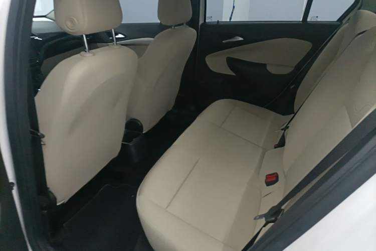 Used Buick Excelle 2020 15N CVT Elite Edition Left Rear Seat