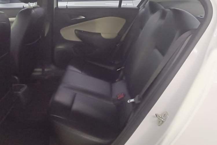 Used Buick Excelle 2020 15N CVT Elite Edition Left Rear Seat