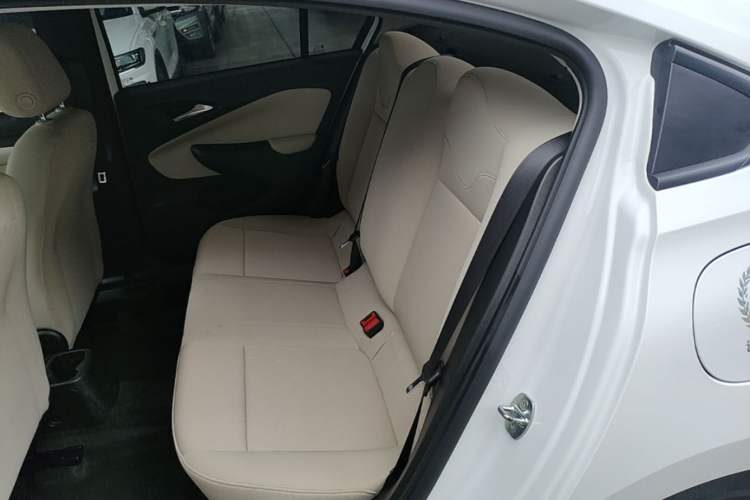 Used Buick Excelle 2020 15N CVT Elite Edition Left Rear Seat