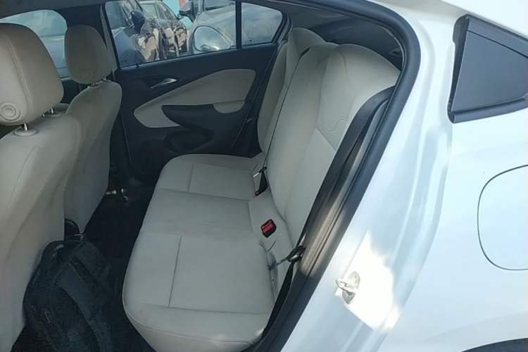 Used Buick Excelle 2020 15N CVT Elite Edition Left Rear Seat