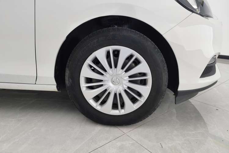 Used Buick Excelle 2020 15N CVT Elite Edition Left Rear Wheel Hub