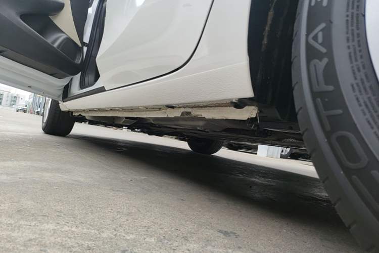 Used Buick Excelle 2020 15N CVT Elite Edition Left Side Sill