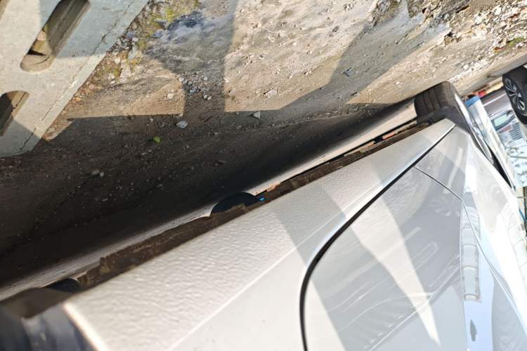 Used Buick Excelle 2020 15N CVT Elite Edition Left Side Sill