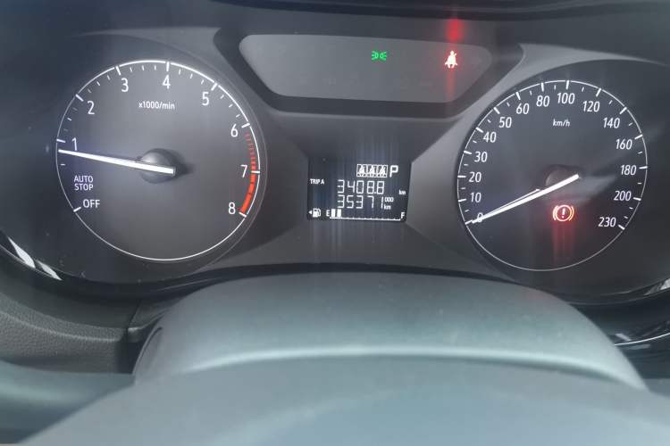 Used Buick Excelle 2020 15N CVT Elite Edition Odometer Close Up