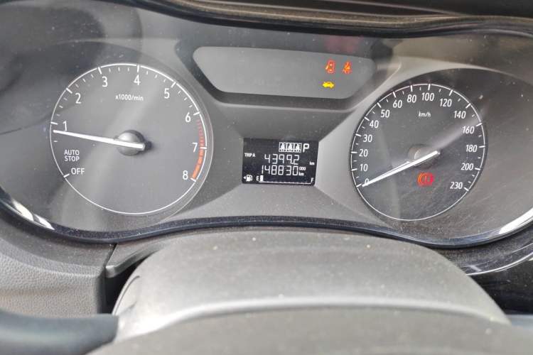 Used Buick Excelle 2020 15N CVT Elite Edition Odometer Close Up