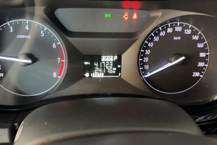 Used Buick Excelle 2020 15N CVT Elite Edition Odometer Close Up